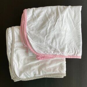 "Moms on Call" Swaddles, pack of 2